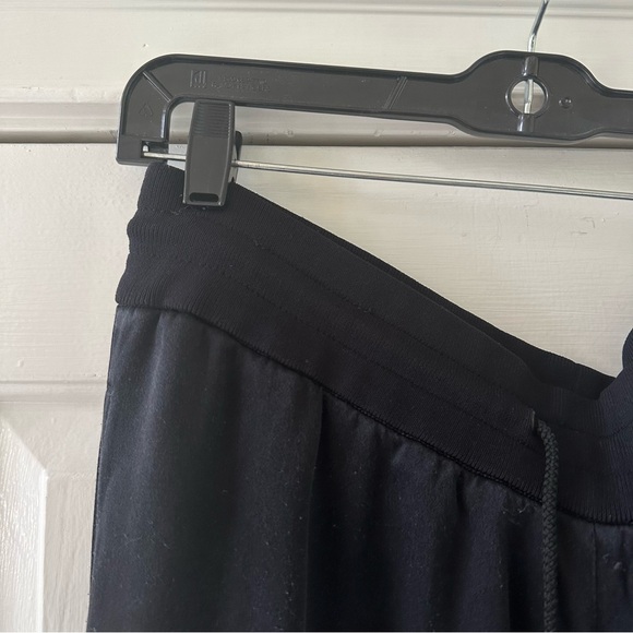 Dolce & Gabbana Silk Black Drawstring Joggers - Picture 5 of 11